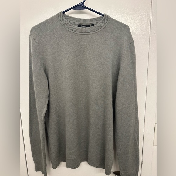 Theory 100% Cashmere Grey/Green Sweater - Picture 2 of 6